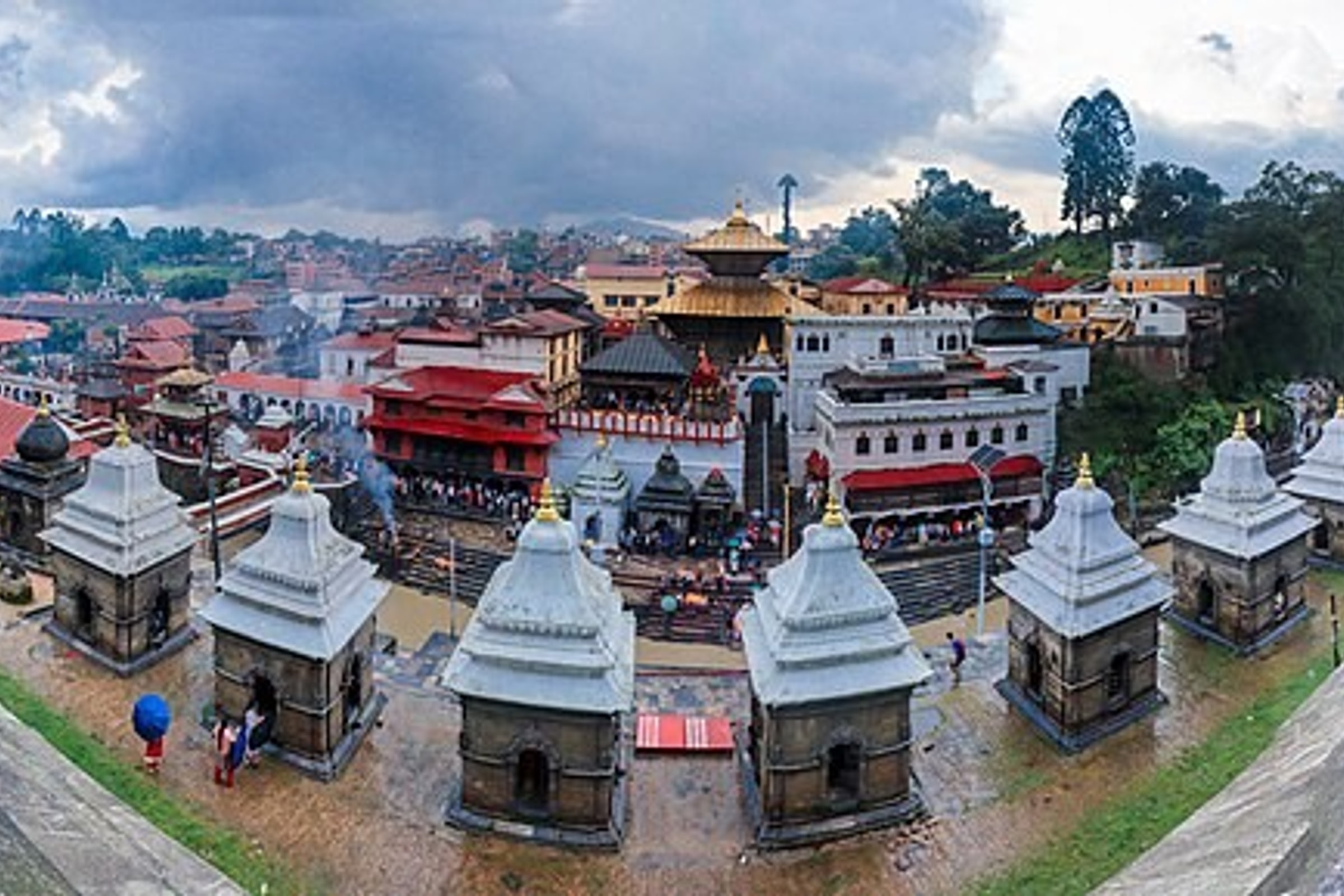 Nepal Golden Triangle: Heritage, Wilderness & Lakes